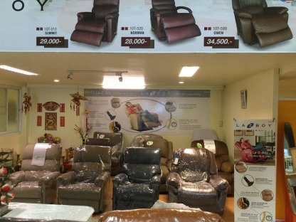 ชุดห้องนั่งเล่น นครราชสีมา - ร้านเฟอร์นิเจอร์ โคราช - เอกลักษณ์ลิฟวิ่งโฮม